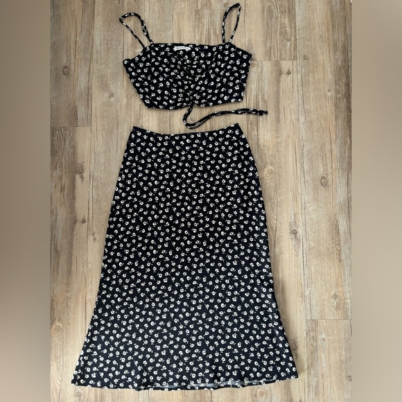 Reformation Ali Black Brandy Two Piece Skirt Crop Set Size 2 - Picture 3 of 7